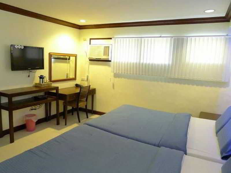 Bluefins Resort Lapu-Lapu City Zewnętrze zdjęcie