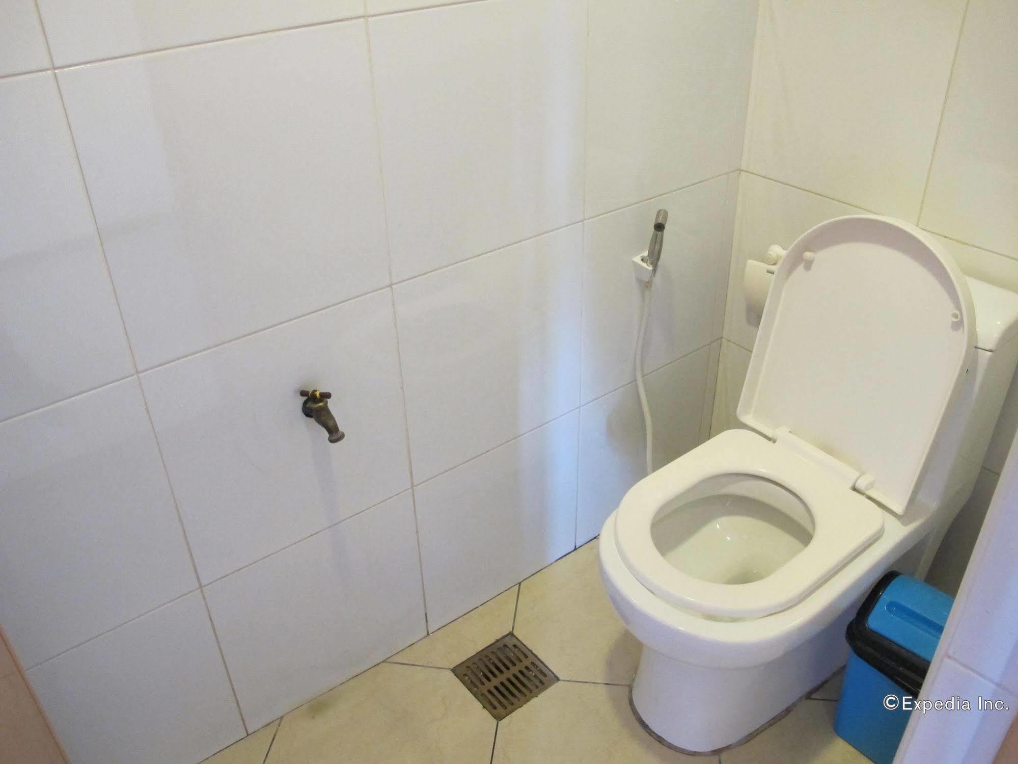 Bluefins Resort Lapu-Lapu City Zewnętrze zdjęcie