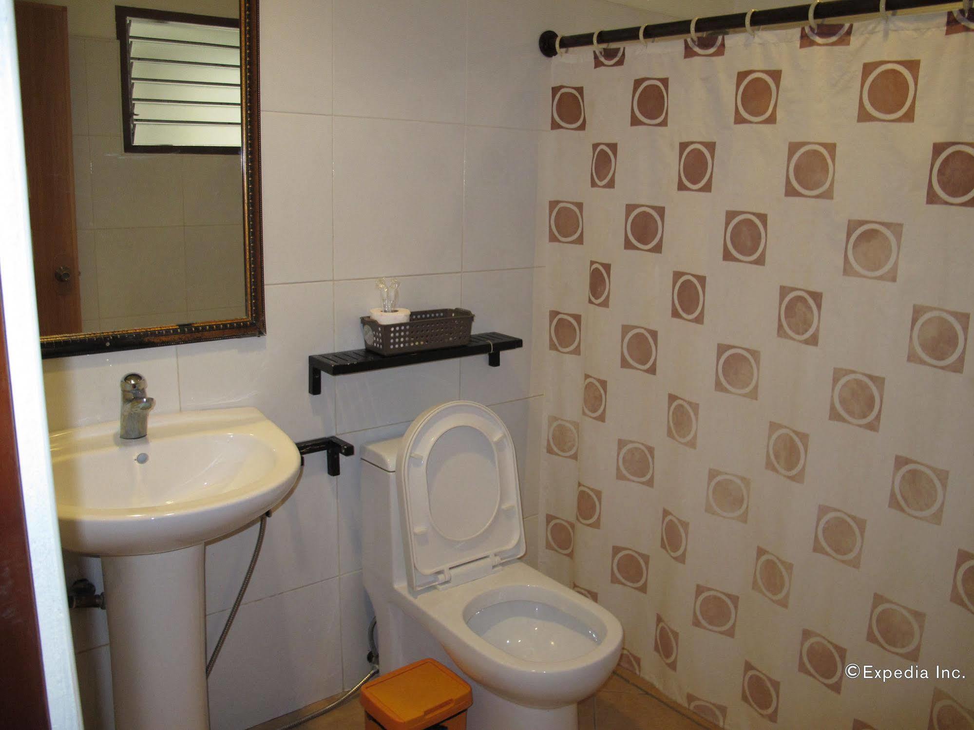 Bluefins Resort Lapu-Lapu City Zewnętrze zdjęcie